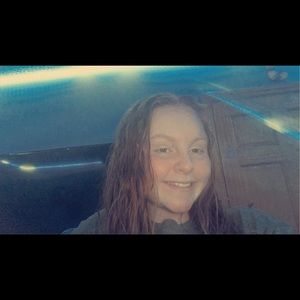 Meet your Posher, Jade